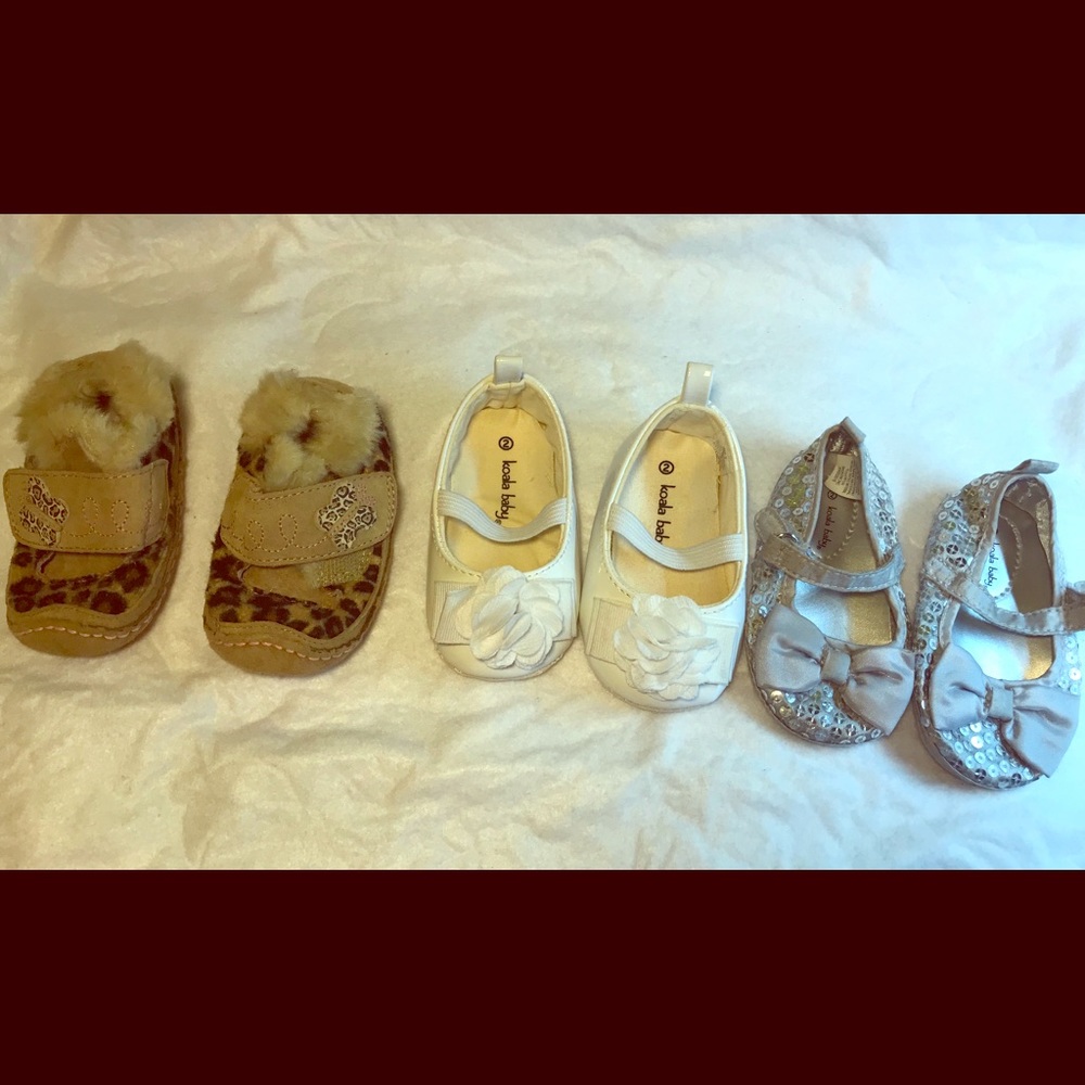 3 pairs of baby shoes. Size 2 months. Koala baby.